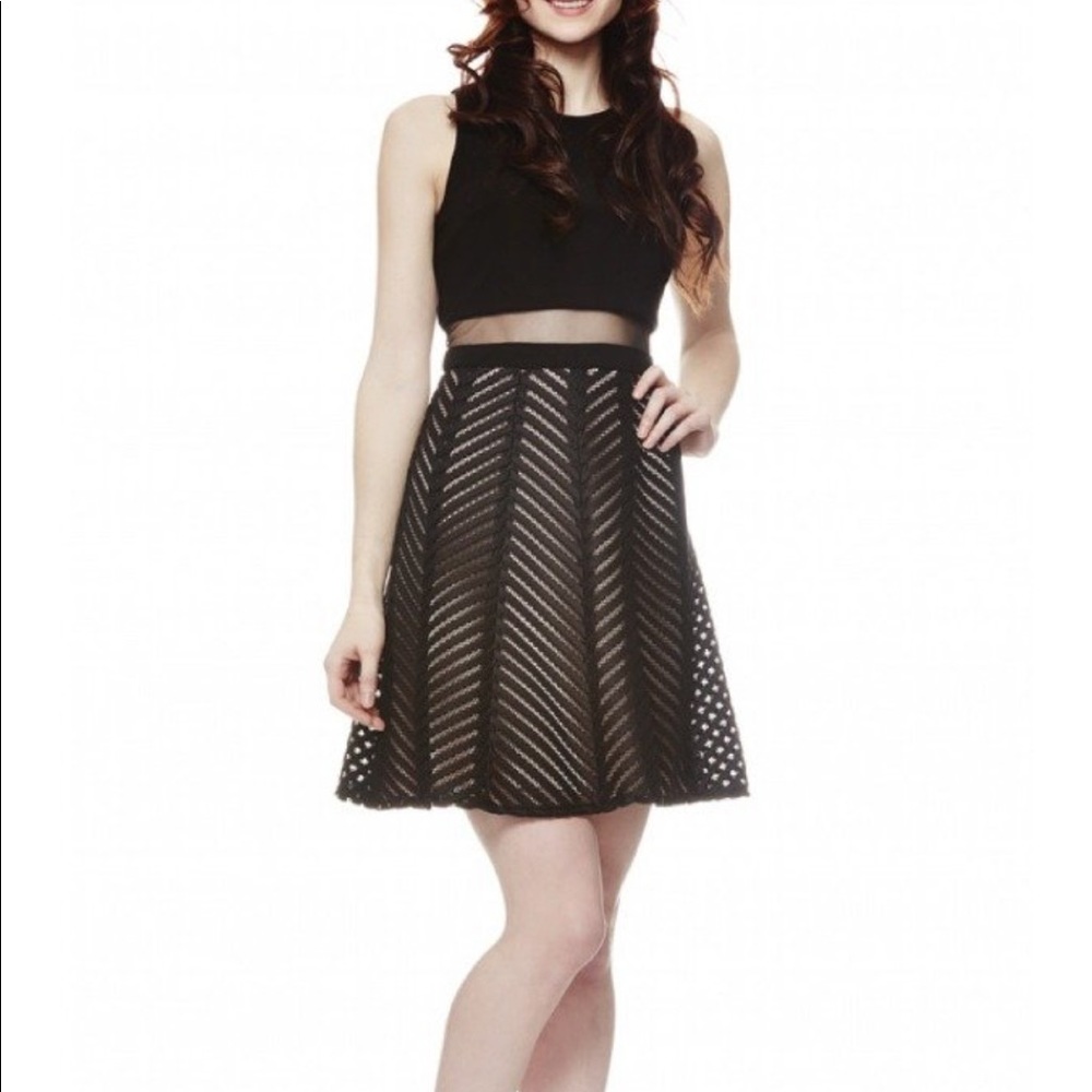 Betsy & Adam Cocktail Dress Black size 2